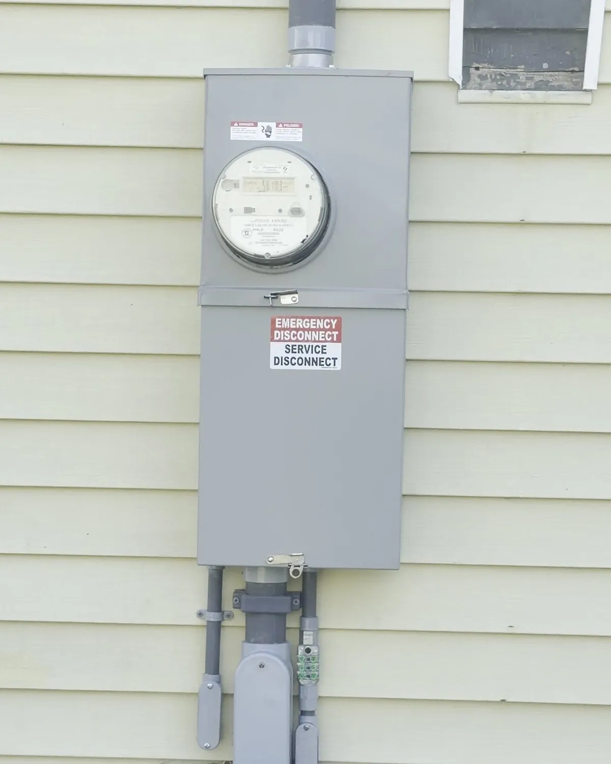 New electrical meter and emergency service disconnect after a service upgrade